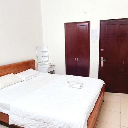Khach San Huong Quynh Hotel Ho Chi Minh City Bagian luar foto