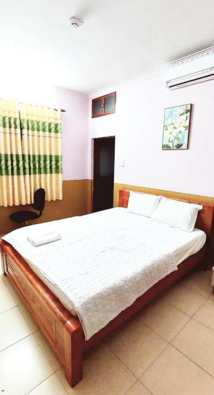 Khach San Huong Quynh Hotel Ho Chi Minh City Bagian luar foto